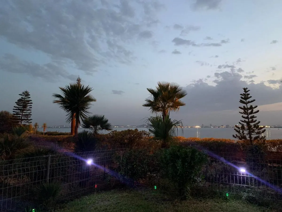Tres Bel Appartement Avec Jardin Et Vue Sur Le Lac Tunisia
